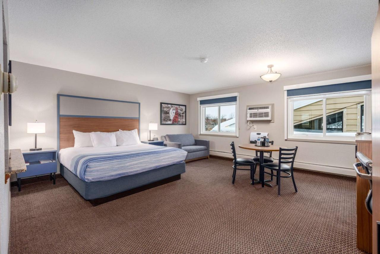 Hotel Americinn By Wyndham New Richmond