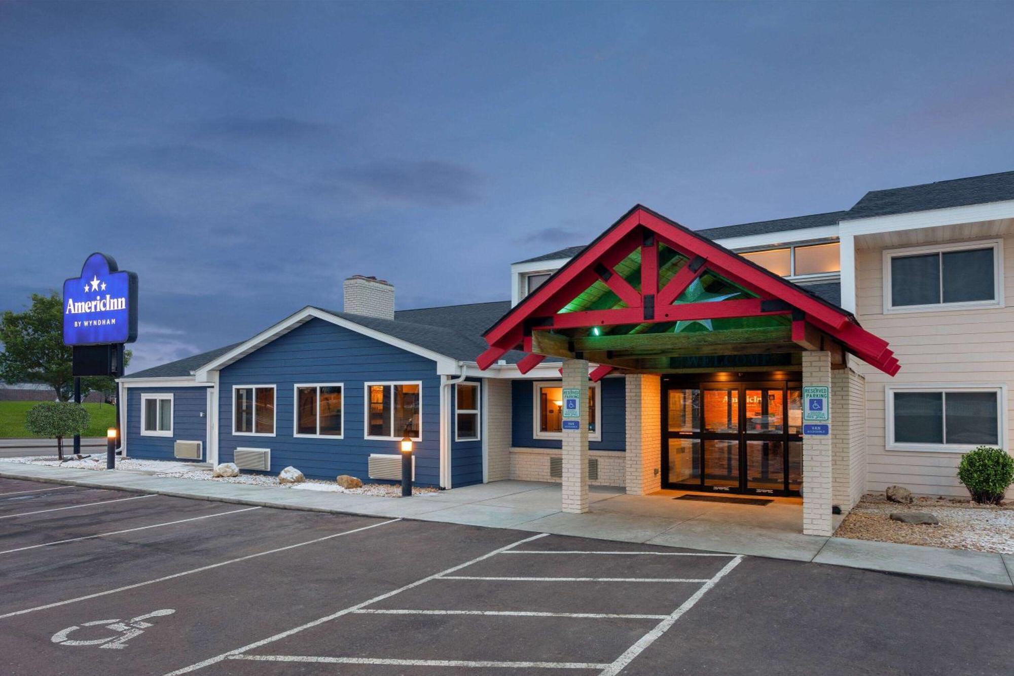Hotel Americinn By Wyndham New Richmond